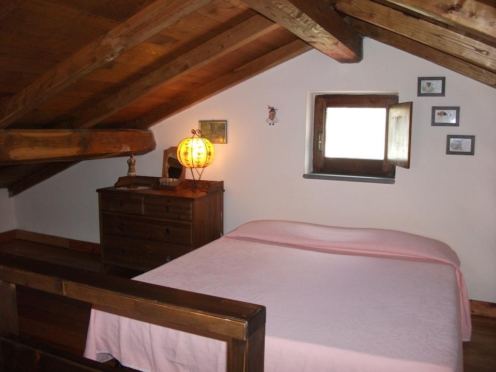 Agriturismo La Villa Bolano Room photo